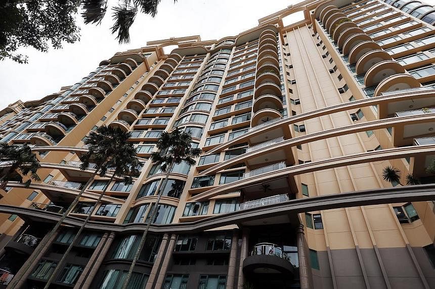 Residents of the high-end Thomson 800 condo argue that the sliver of land acquired by the Government is worth at least $5.8 million. But the Collector of Land Revenue is prepared to pay only about $615,000.