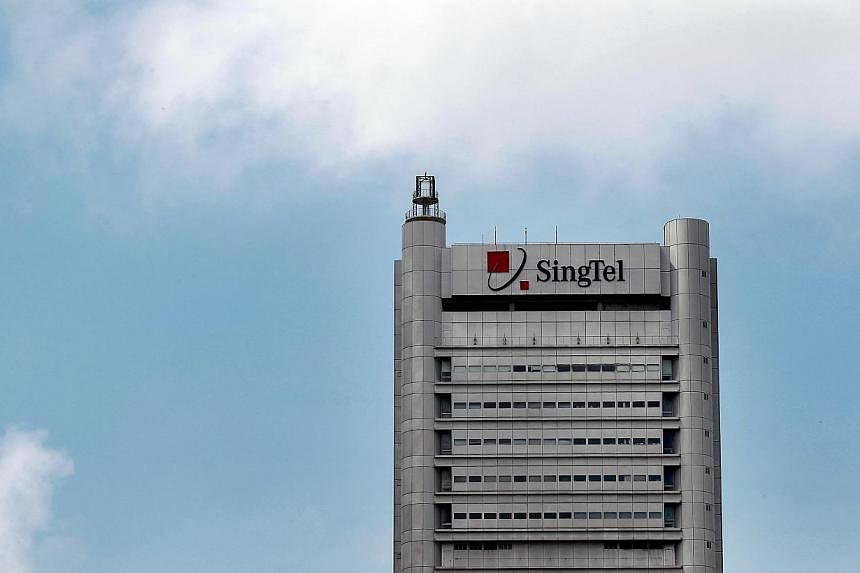 Singtel will invest up to US$50 million (S$63.9 million) over the next five years together with global cyber security leader FireEye to go on the offensive against cyber attackers. -- PHOTO: ST FILE