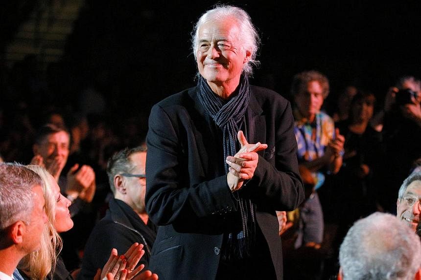 Guitarist Jimmy Page of the band Led Zeppelin is introduced during the Berklee College of Music Commencement Concert in Boston, Massachusetts on May 9, 2014. -- PHOTO: REUTERS