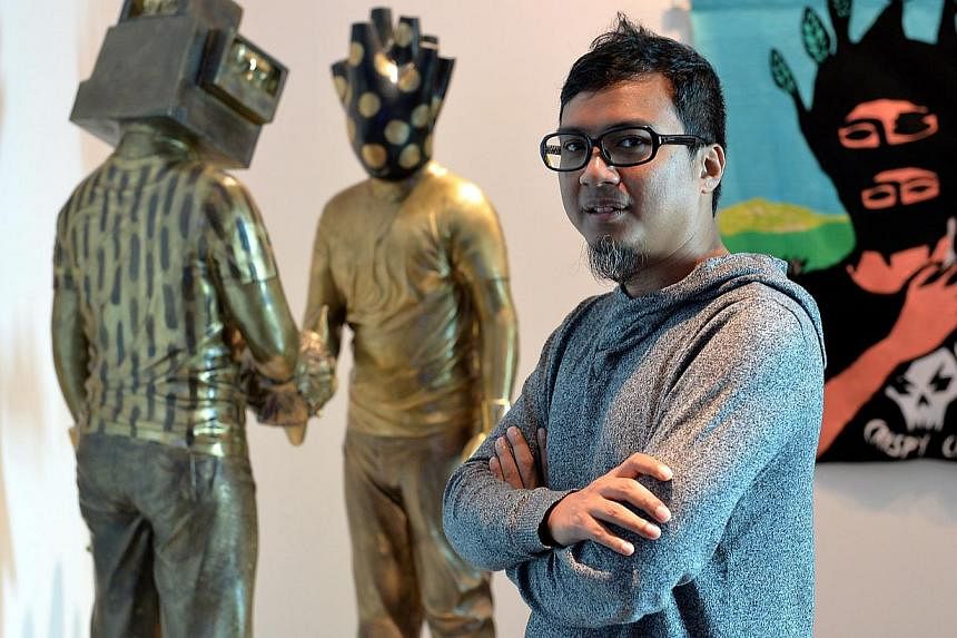 Khairuddin Hori, a senior curator at the Singapore Art Museum will join the Palais de Tokyo, in Paris, one of the world's foremost contemporary art centres, in November as deputy programming director. --PHOTO: BERITA HARIAN&nbsp;