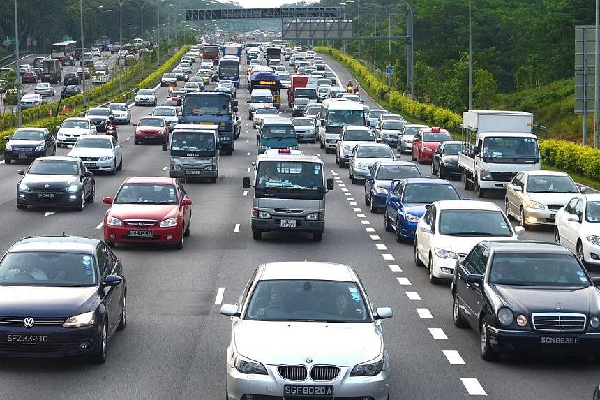 The year-end certificate of entitlement (COE) quota will be 11,932, the Land Transport Authority (LTA) announced on Thursday, a slight increase from last quarter's 11,331. -- PHOTO: ST FILE