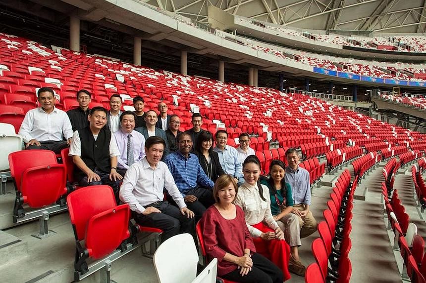 The organising committee of the Sing50 concert planned for August 7, 2015 at the National Stadium. The co-chairmen are The Business Times editor Alvin Tay (third row from the top, nearest camera) and The Straits Times deputy editor Alan John (in blue