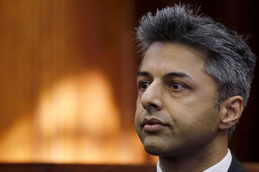 Honeymoon murder accused Shrien Dewani sits in the dock before the start of his trial in Cape Town, Oct 6, 2014. The man Dewani is accused of hiring to kill his wife Anni during a staged hijacking on honeymoon in Cape Town in 2010&nbsp;has died in a 