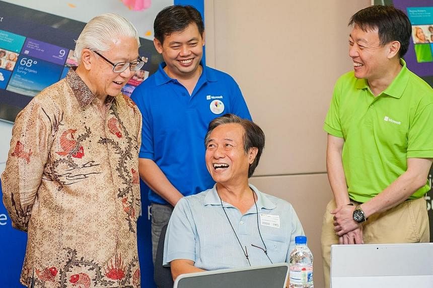 President Tony Tan visiting the IT Workshop at the We Tech Care Open House. -- PHOTO: MICROSOFT SINGAPORE&nbsp;