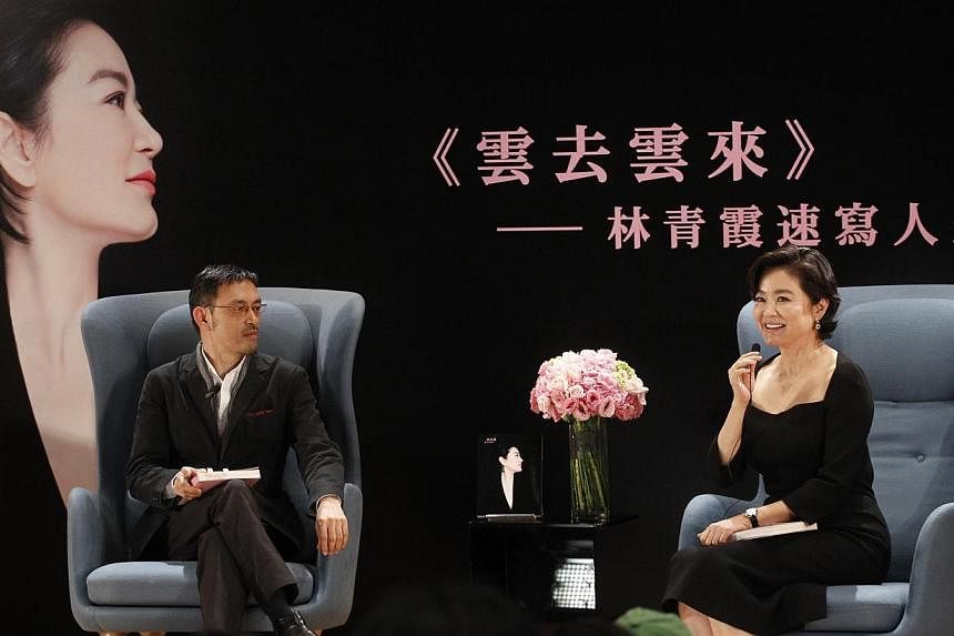 Former actress Lin Ching-hsia launched her book Cloud To Cloud at the University of Hong Kong on Nov 9, 2014, during which she shared a story about a suitor who stood her up.&nbsp;-- PHOTO: APPLE DAILY
