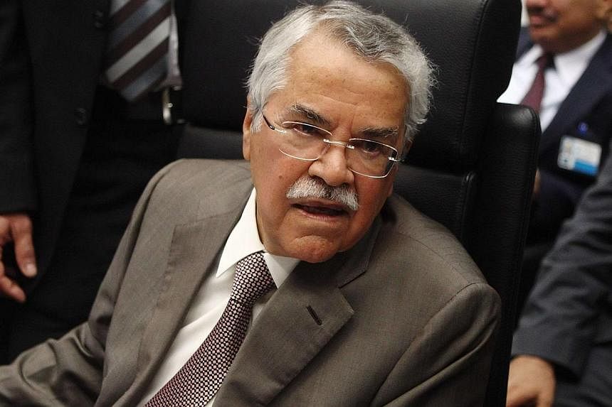 Saudi Arabia's Oil Minister Ali al-Naimi talks to journalists before a meeting of OPEC oil ministers in Vienna on June 11, 2014. -- PHOTO: REUTERS