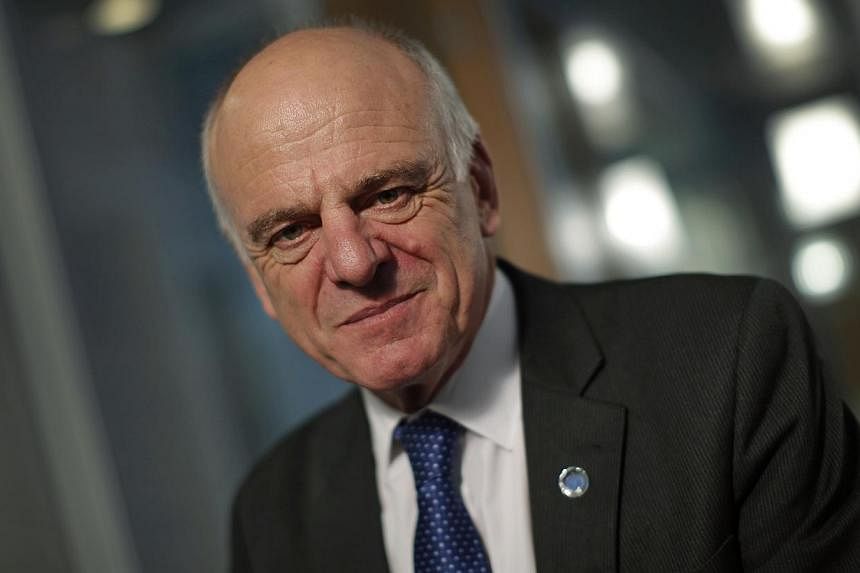 David Nabarro, the senior UN coordinator for the international response to Ebola, poses during an interview with Reuters at the UN headquarters in New York Oct 8, 2014. Nabarro&nbsp;on Wednesday encouraged tourists to visit West Africa, saying Liberi