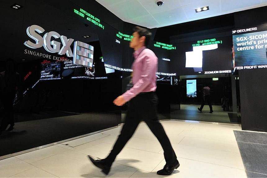 The flagging share trading volumes on the Singapore Exchange (SGX) have prompted the Securities Investors Association of Singapore (Sias) to suggest ways to grow the market as well as remisiers' income. -- PHOTO: ST FILE