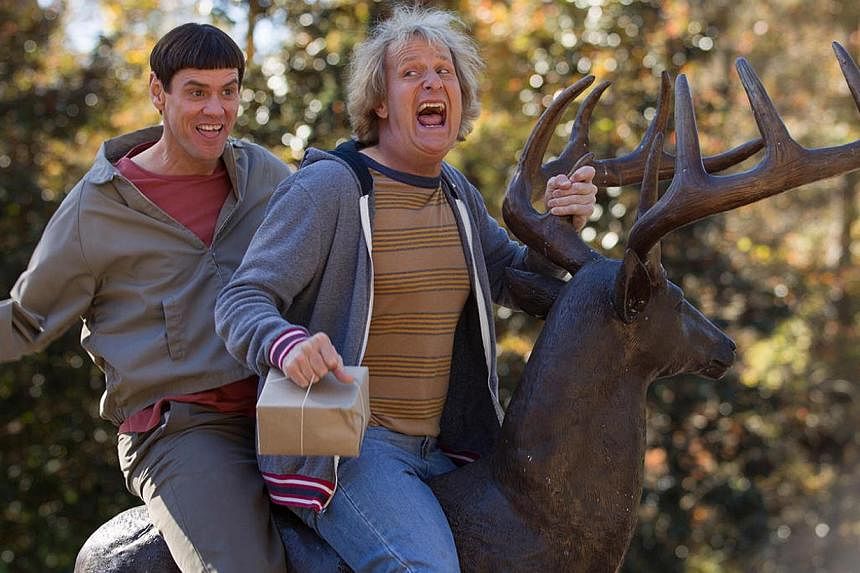 Cinema still: Dumb And Dumber To starring Jeff Daniels (left) and Jim Carrey. -- PHOTO: GOLDEN VILLAGE PICTURES
