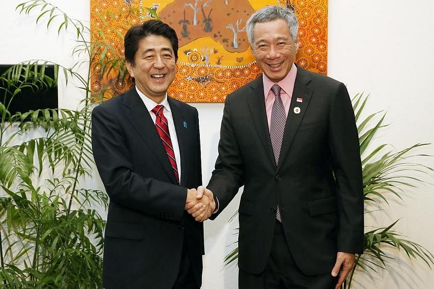 Singapore Prime Minister Lee Hsien Loong at a breakfast meeting with Japan Prime Minister Shinzo Abe at Novotel Brisbane Hotel, on Nov 17, 2014. At the meeting, they&nbsp;spoke about regional trade agreements, including the Regional Comprehensive Eco