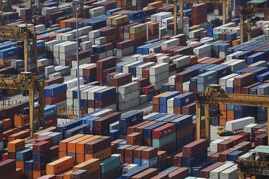 Singapore's domestic wholesale trade slipped 5.7 per cent in the third quarter of this year compared to the same period a year ago. -- PHOTO: ST FILE