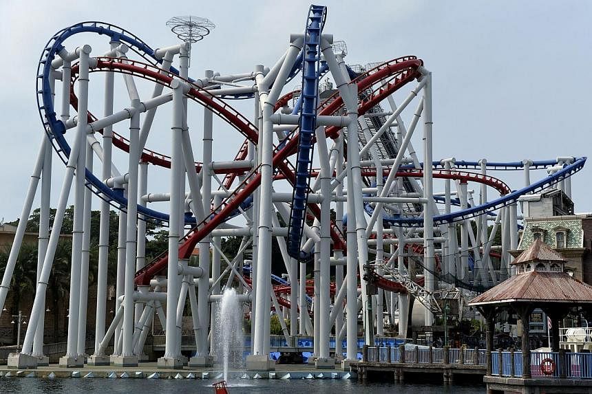 The world's tallest duelling roller coaster will make its comeback with a new design, said RWS. -- PHOTO: ST FILE