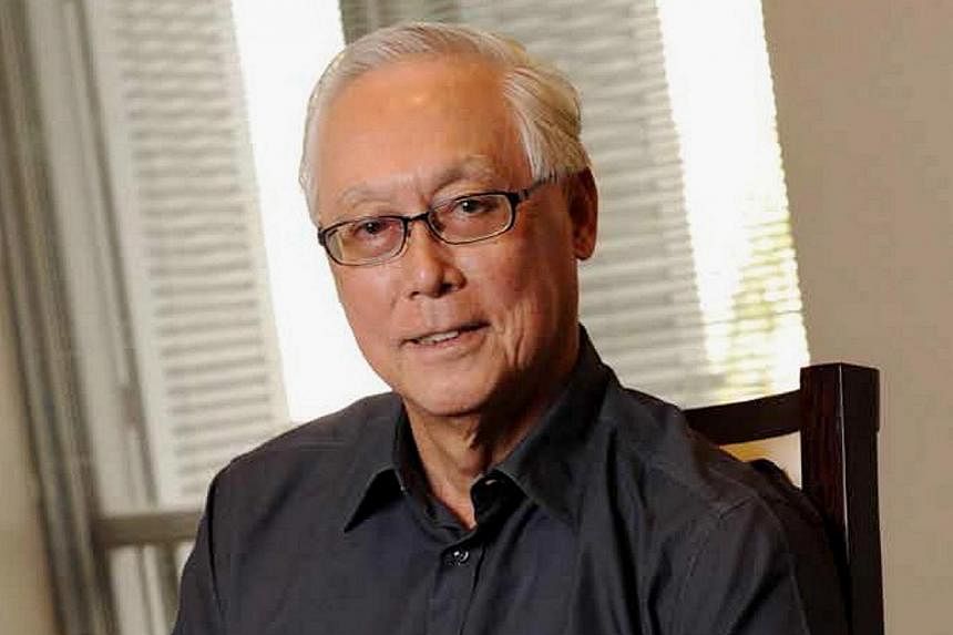 Emeritus Senior Minister Goh Chok Tong has returned to work after a successful operation for prostate cancer a week ago. -- PHOTO: PETIR