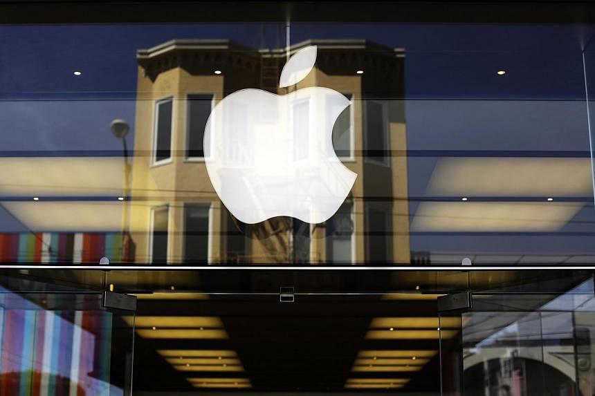 The Apple logo on a retail store in the Marina neighbourhood of San Francisco, California, in this April 23, 2014 file photo. -- PHOTO: REUTERS &nbsp;
