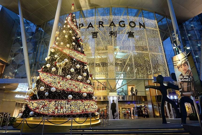 The Paragon's Christmas tree, one of the many festive trees that have sprung up around town this yuletide season. -- PHOTO: PARAGON