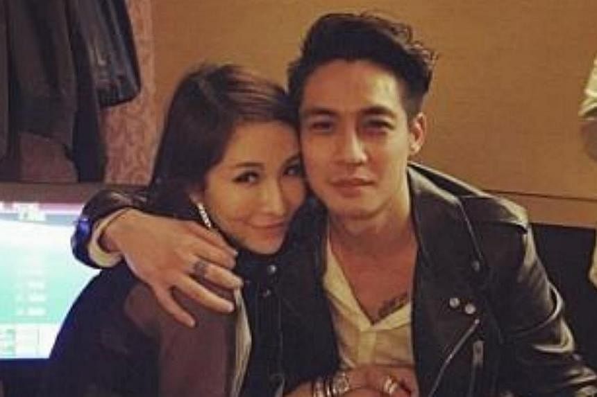 Singapore businessman Elroy Cheo, 30, posted a photo of himself cuddling Taiwan singer Elva Hsiao, 35, on Instagram on Thursday in their first couple picture made public by them. -- PHOTO: ELROY CHEO/INSTAGRAM&nbsp;