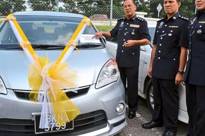 Malaysia robbery gang uses stolen car for wedding procession The