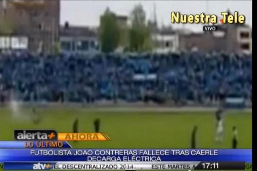 A Peruvian player is recovering in hospital after being struck by lightning during a Copa Peru match between his Sport Aguila side and visitors Union Fuerza Mineira, the away club and local media reports said on Wednesday. -- PHOTO: SCREENSHOT FROM Y