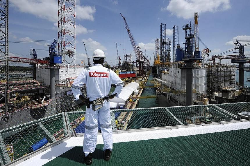 Singapore blue chip constituent Keppel Corp sank to a three-year low on Monday morning following a plunge in oil prices to five and a half year lows on Friday. -- PHOTO: BLOOMBERG