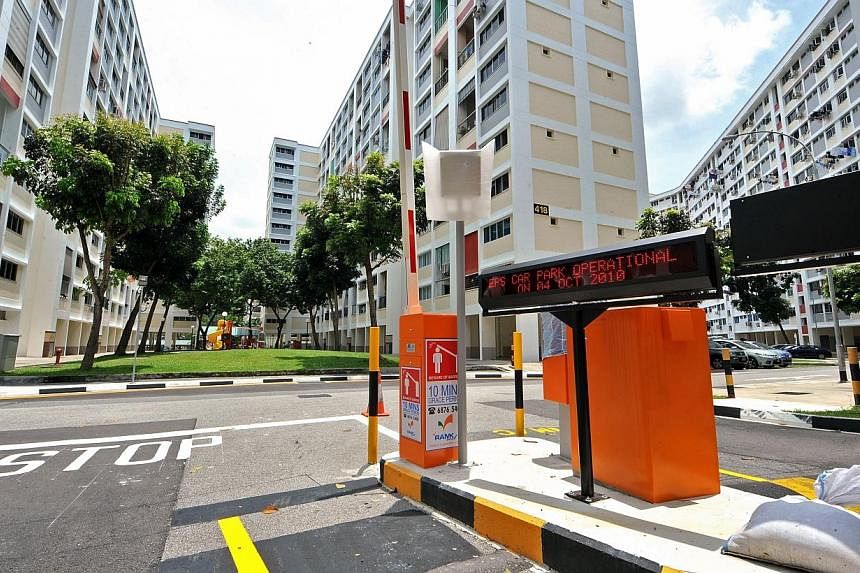 &nbsp;An electronic parking gantry at one of two new carparks in Serangoon.&nbsp;The housing board is ramping up the implementation of the Electronic Parking System (EPS) in HDB carparks, it said in a press release Thursday. -- PHOTO: ST FILE