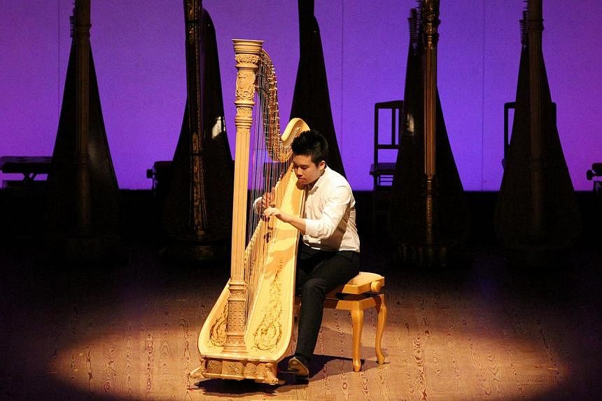 Nippon International Harp Competition 2014 winner, Lee Yun Chai, started playing the harp when he was five.