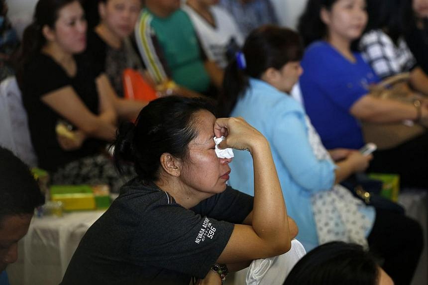 AirAsia Flight QZ8501: Desperate Families Flock To Surabaya Airport To ...