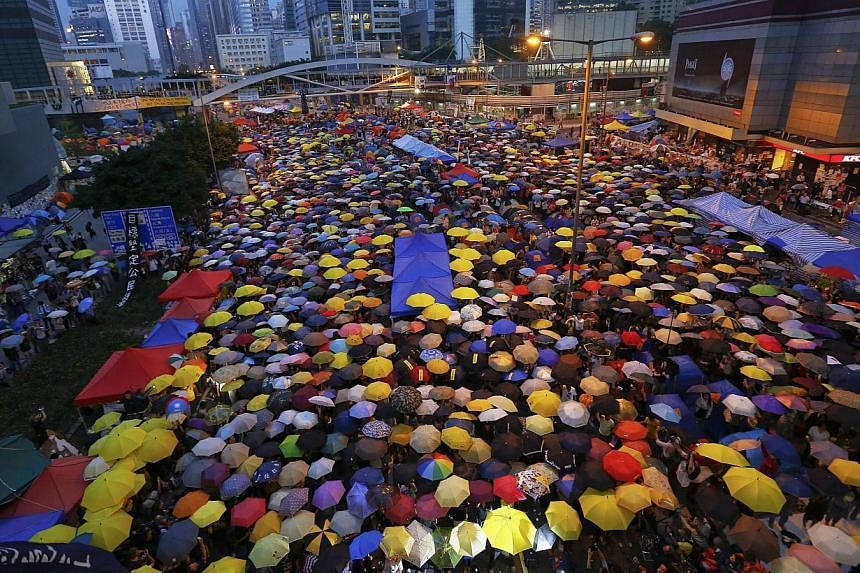 &nbsp;Protesters in Hong Kong's financial central district on Oct 28, 2014. -- PHOTO: REUTERS