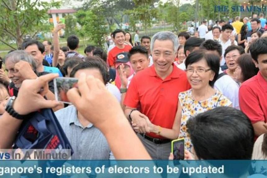 In today's News In A Minute, we look at Prime Minister Lee Hsien Loong calling for the registers of electors to be updated no later than April 30. -- PHOTO: RAZORTV