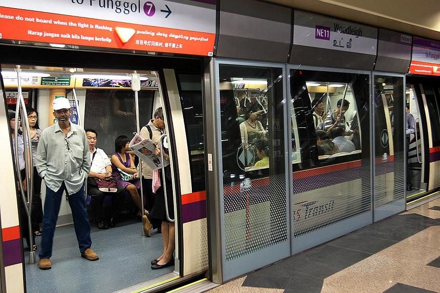 The last NEL train in the direction of HarbourFront will depart from Punggol Station at 12.02am, and from Outram Park Station at 12.32am. The last train towards Punggol will leave HarbourFront Station at 12.29am and leave Serangoon Station at 12.51am
