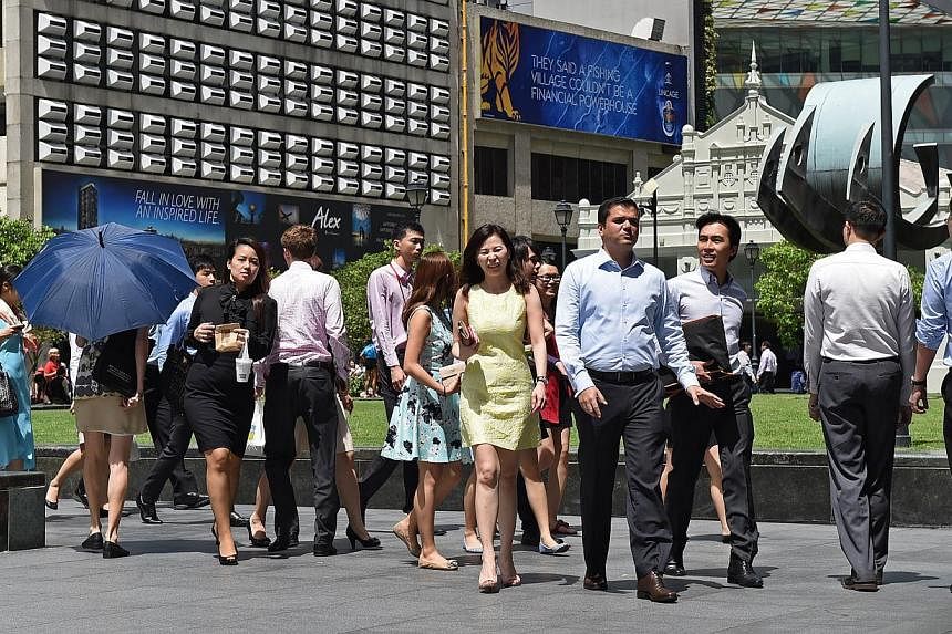 Among households in Singapore with at least one person working, the median household income from work rose to $8,290 last year from $7,870 in 2013. -- ST PHOTO: SEAH KWANG PENG