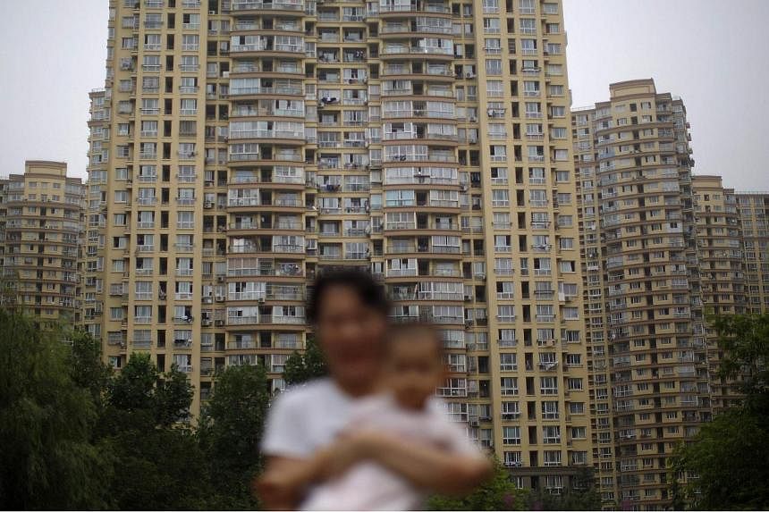 Average new home prices in China's 70 major cities fell for the ninth straight month but showed some signs of stabilising in the top cities, signalling an improvement in market sentiment after the central bank cut interest rates and lender's reserve 