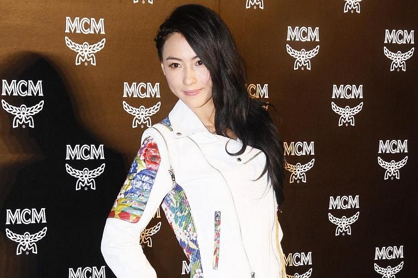 Actress Cecilia Cheung is seeing a wealthy Chinese movie producer, according to a Chinese paparazzo. -- PHOTO: APPLE DAILY