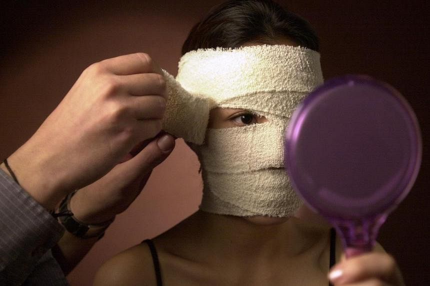 A South Korean Invented a Mask That Covers Just the Nose When Eating