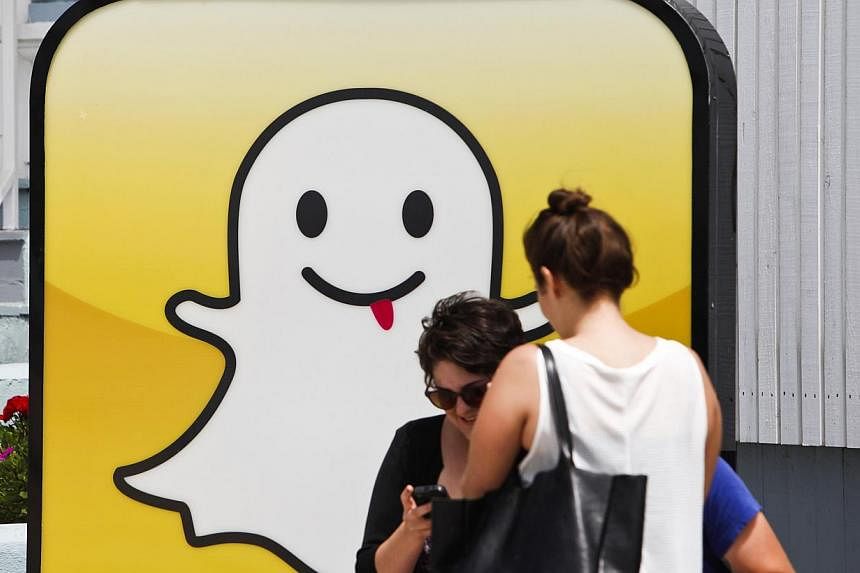 Snapchat, the vanishing-image service, is seeking to raise venture capital in a deal that would value the startup at US$19 billion (S$25.8 billion), The New York times reported on Wednesday. -- PHOTO: BLOOMBERG