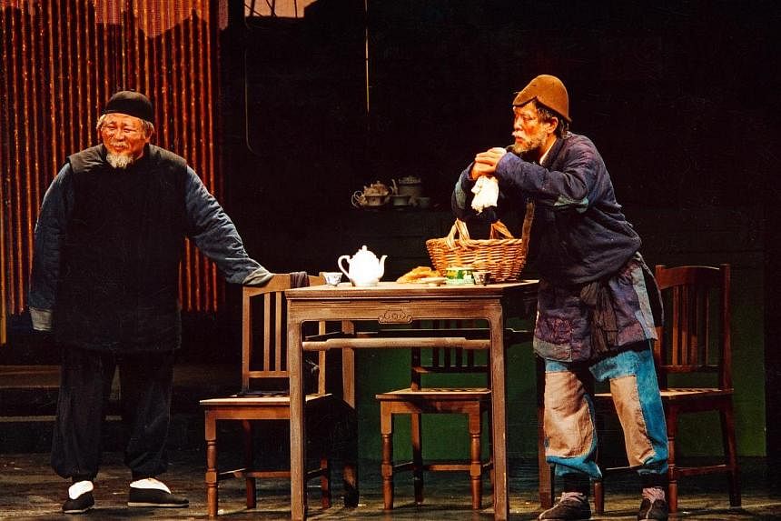 Liang Guanhua (left) plays the proprietor of the Teahouse with Pu Cunxin (right) as Fourth Master Chang. -- PHOTO: COURTESY OF THE ESPLANADE