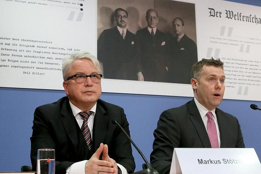 Boston lawyer Nicholas M. O'Donnell (right) and Marburg lawyer Markus H. Stoetzel speak during a press conference on the Guelph Treasure case in Berlin, Germany, on Feb 24, 2015.&nbsp;US and British heirs of Nazi-era Jewish art dealers who owned the 