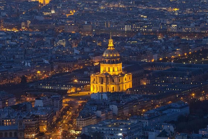 A view shows the Invalides and the Arc de Triomphe in Paris on Feb 24, 2015.&nbsp;Unidentified drones flew over Paris for a second night in a row, police said on Wednesday in the latest mystery appearance of unmanned aircraft over major sites in Fran