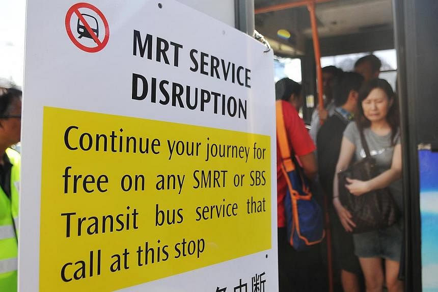 Train service between Labrador Park and HarbourFront on the Circle line was disrupted on Tuesday morning for about 15 minutes due to a signal fault. -- PHOTO: THE NEW PAPER&nbsp;