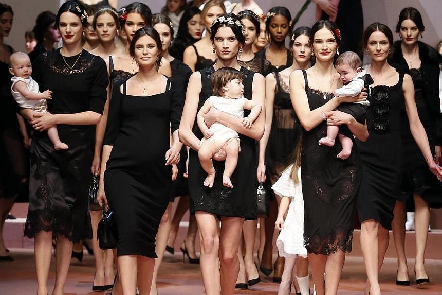 More celebrities call for boycott of Dolce and Gabbana over their ...