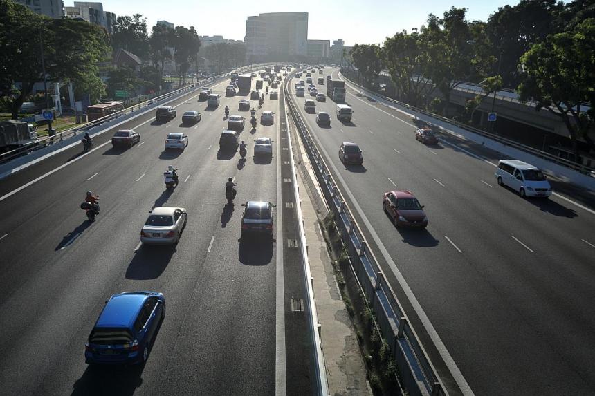 Expressway speeds during peak hours at 10-year high | The Straits Times