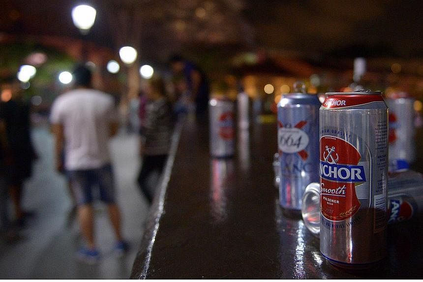The police will adopt a light touch in the initial phase of the new alcohol restrictions, which started on April 1. -- ST&nbsp;PHOTO: DESMOND WEE&nbsp;