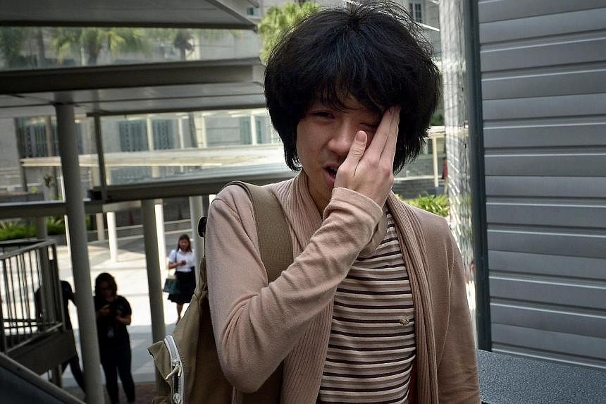 Amos Yee (above), 16, was struck in the face by a man outside the State Courts on Thursday. -- ST PHOTO: KUA CHEE SIONG&nbsp;