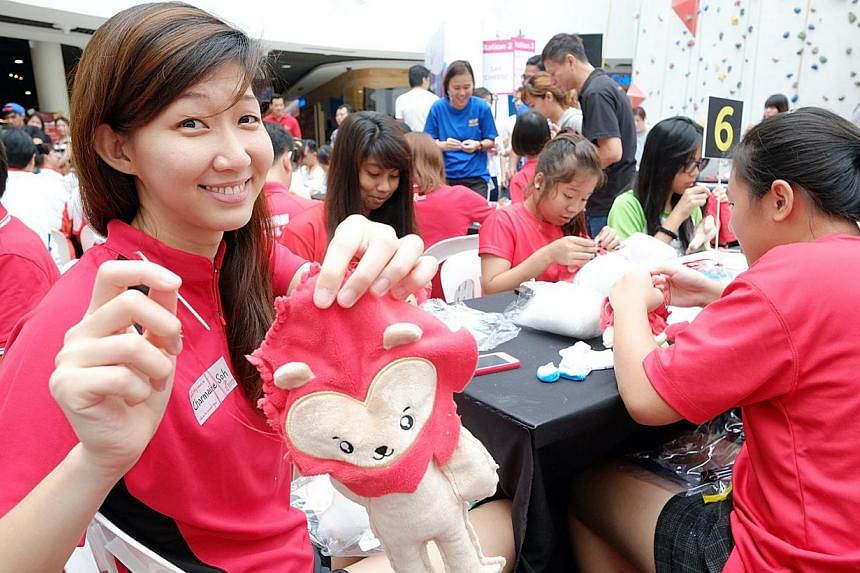 National netballer Charmaine Soh at the launch of Make-a-Nila programme at Kallang Wave Mall on 29 November 2014. -- PHOTO: SPORT SINGAPORE