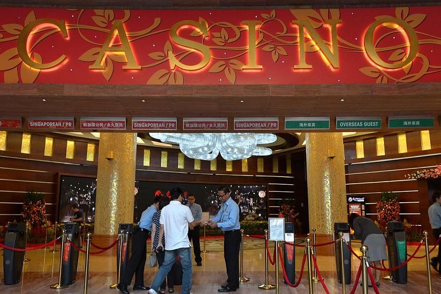 Singapore has "no plans"currently to offer additional casino licences when the moratorium on such licences expires in 2017, Senior Minister of State for Trade and Industry Lee Yi Shyan said on Monday. -- PHOTO: ST FILE