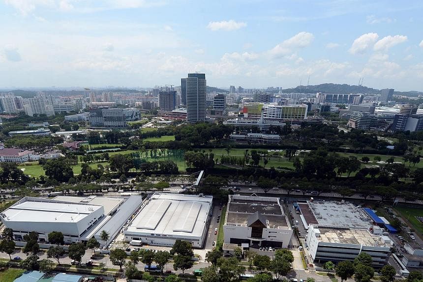This picture taken from Teban Vista, shows the current Jurong Country Club's greens. Further behind it, when zooming in on the picture, is the Jurong East MRT station. The club's site will become the terminus for the future Singapore-Kuala Lumpur Hig