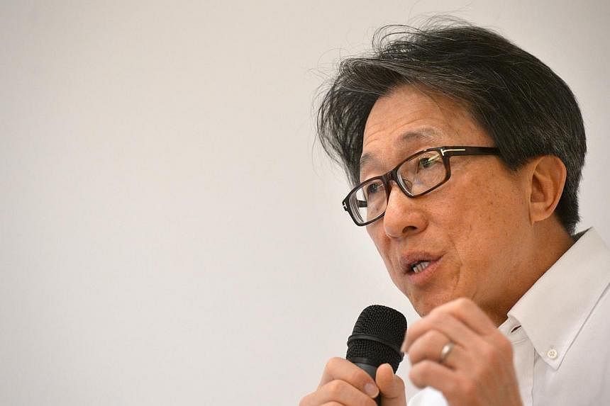 New Manpower Minister Lim Swee Say on Monday wrote an entry in his blog to explain how the Ministry of Manpower (MOM) treats forged degrees and those from degree mills in Employment Pass and S Pass applications. -- PHOTO: ST FILE