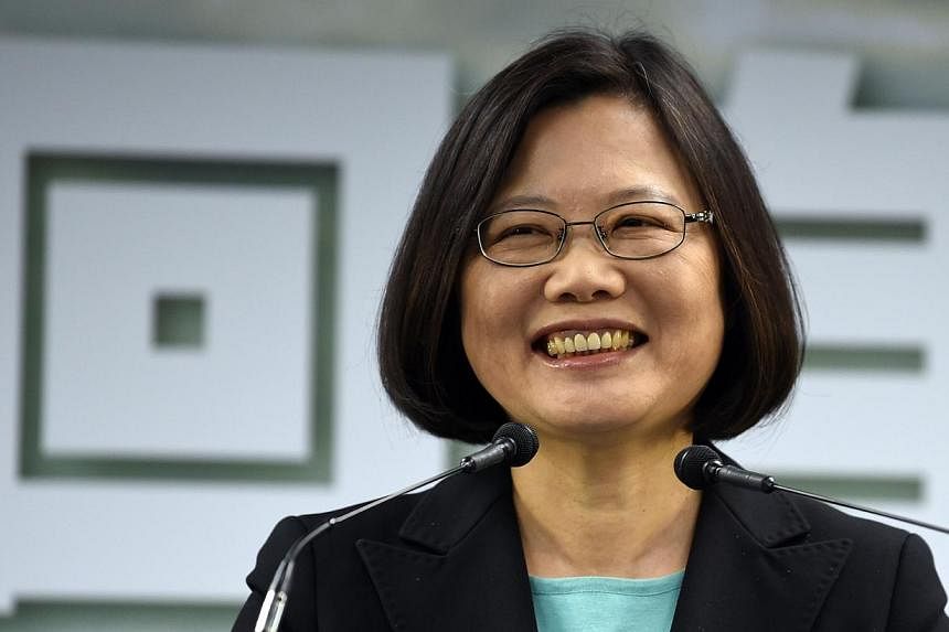 Tsai Ing-wen, chairwoman of Taiwan's main opposition Democratic Progressive Party (DPP), smiles during a press conference in Taipei on April 15, 2015. -- PHOTO: AFP
