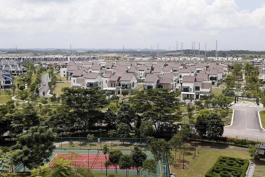 Private properties in Nusajaya, Iskandar. The huge number of residential units coming up in Johor, particularly in Iskandar, has raised the concern of the Singapore Government. -- ST PHOTO: KEVIN LIM&nbsp;