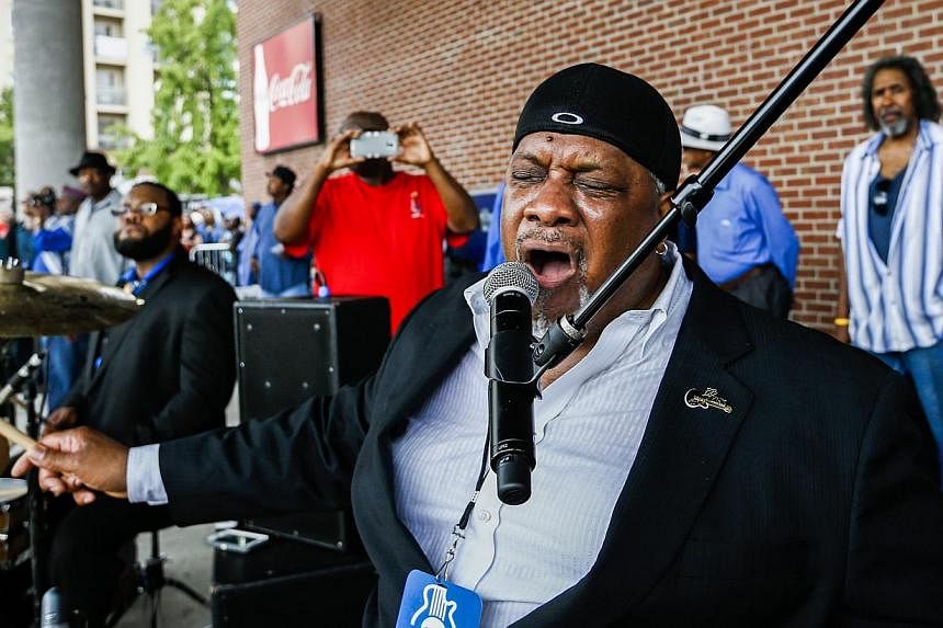 Tony Coleman, drummer for the late blues legend B.B. King, singing King's signature song The Thrill Is Gone, during a musical tribute in Memphis, Tennessee, on May 27, 2015. -- PHOTO: EPA&nbsp;
