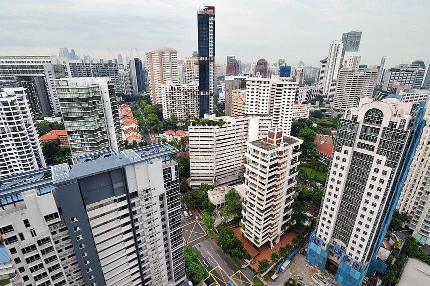Resale prices of Singapore's completed, non-landed private homes slipped by 0.1 per cent in April over March, a flash estimate released by the National University of Singapore (NUS) said on Thursday. -- PHOTO: ST FILE